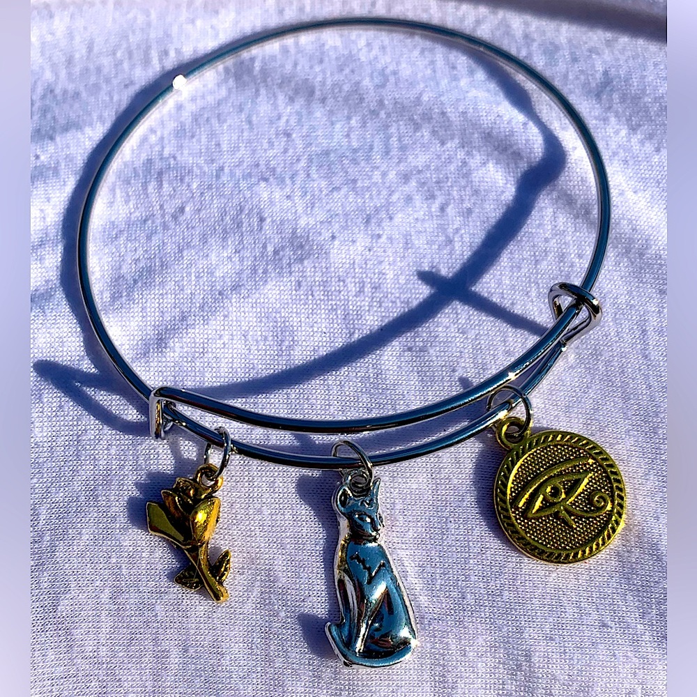 Brand New! Handmade! Adjustable Charm Bangle Bracelet!